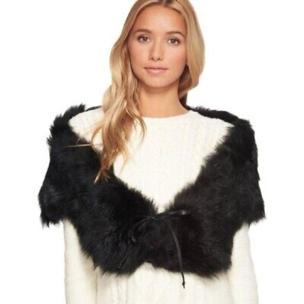 Elegant Black Shearling Shrug